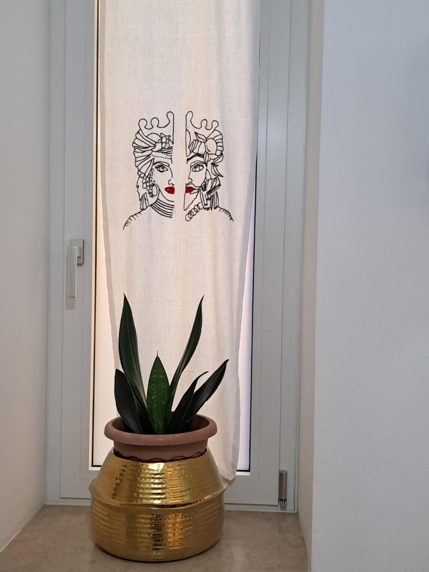 Futtitinni Home Casamia Palermo Eksteriør billede