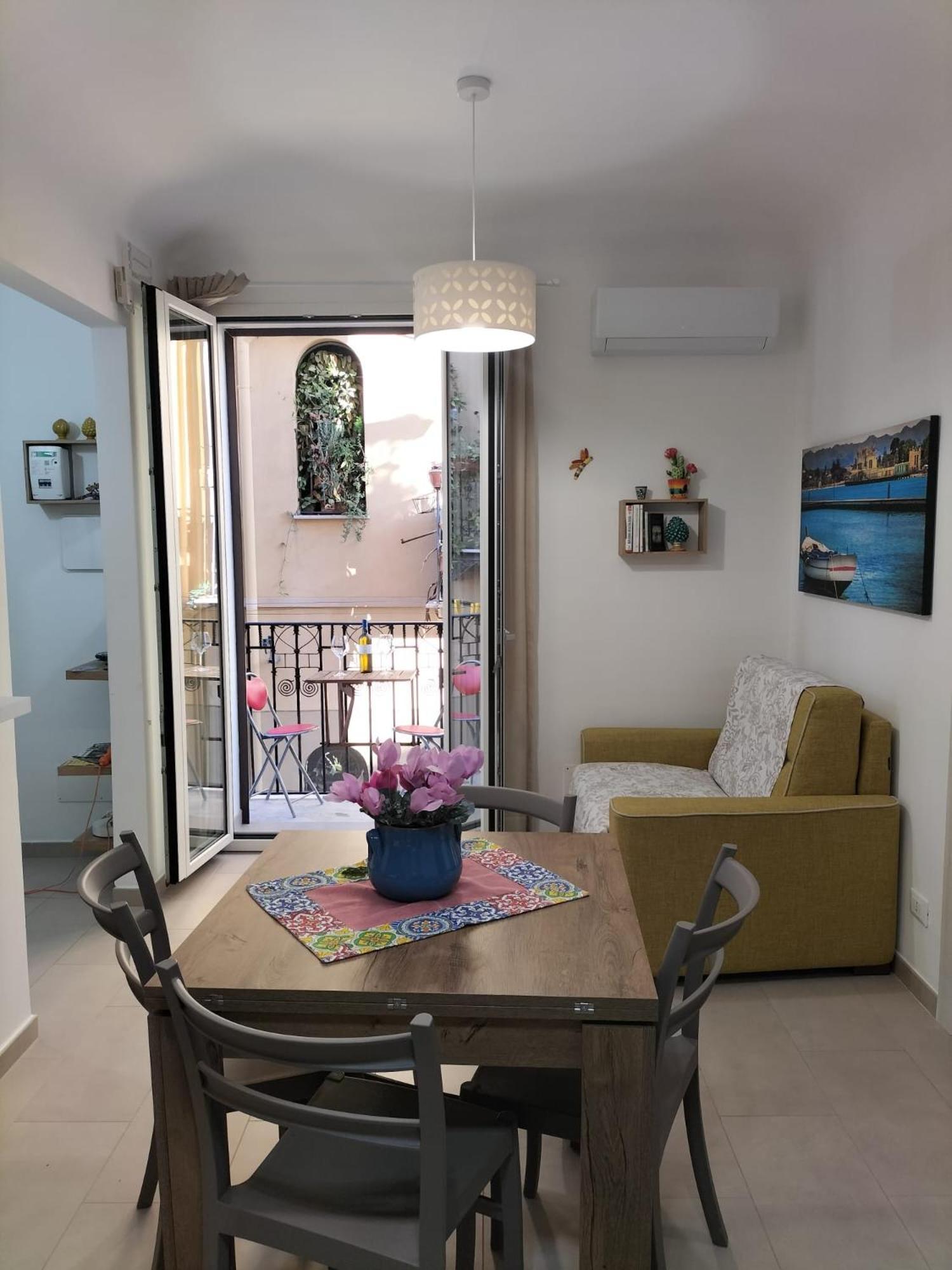 Futtitinni Home Casamia Palermo Eksteriør billede